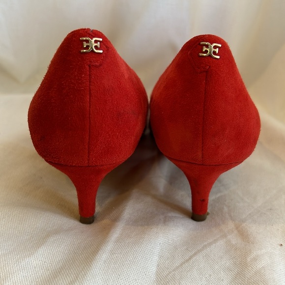 SAM EDELMAN size 8 Red Suede Low Heel. Used - Picture 3 of 6